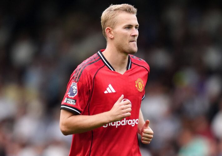 Manchester United’s Matthijs de Ligt steps up rehabilitation from back injury