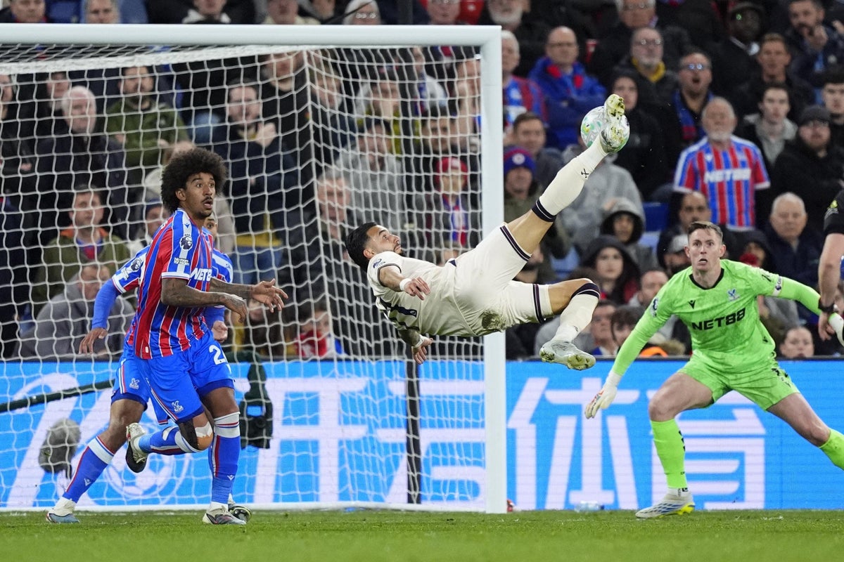 West Ham earn valuable point at Crystal Palace and condemn Wolves to relegation