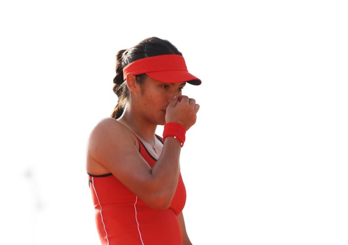 Emma Raducanu fightback unable to prevent French Open first round exit after first-set nightmare