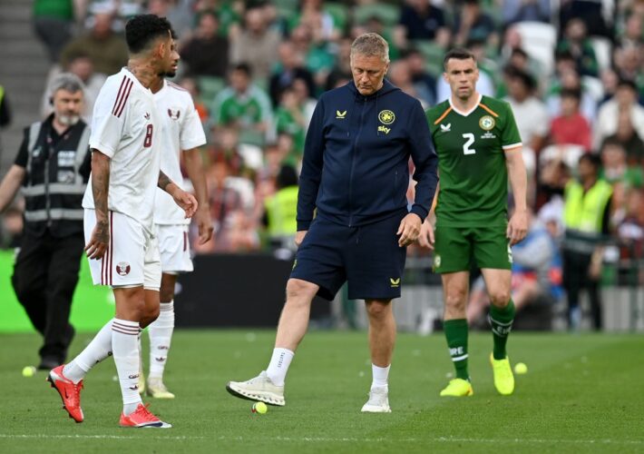 Republic of Ireland boss reacts to fans’ pro-Palestinian tennis ball protest amid calls to boycott Israel matches