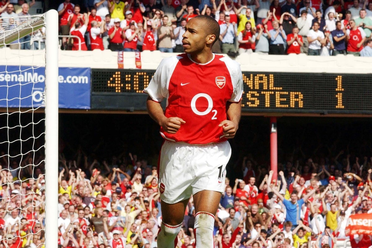 How the world looked when Arsenal last won the Premier League: Blair in charge, Eamon at No 1, £2 pints