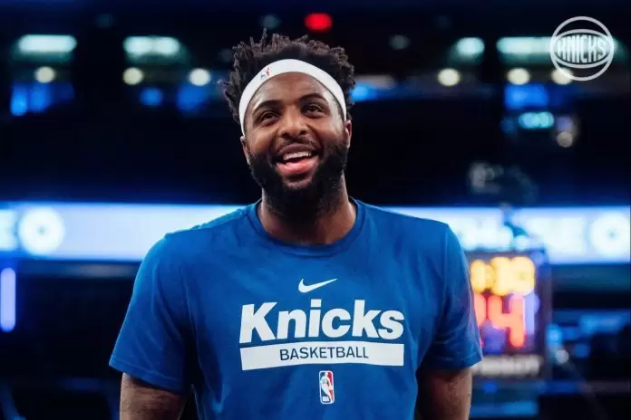 Kings eye Mitchell Robinson in free agency