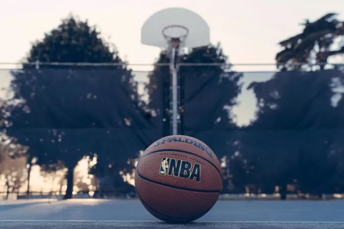 How Momentum Shifts Decide NBA Playoff Outcomes