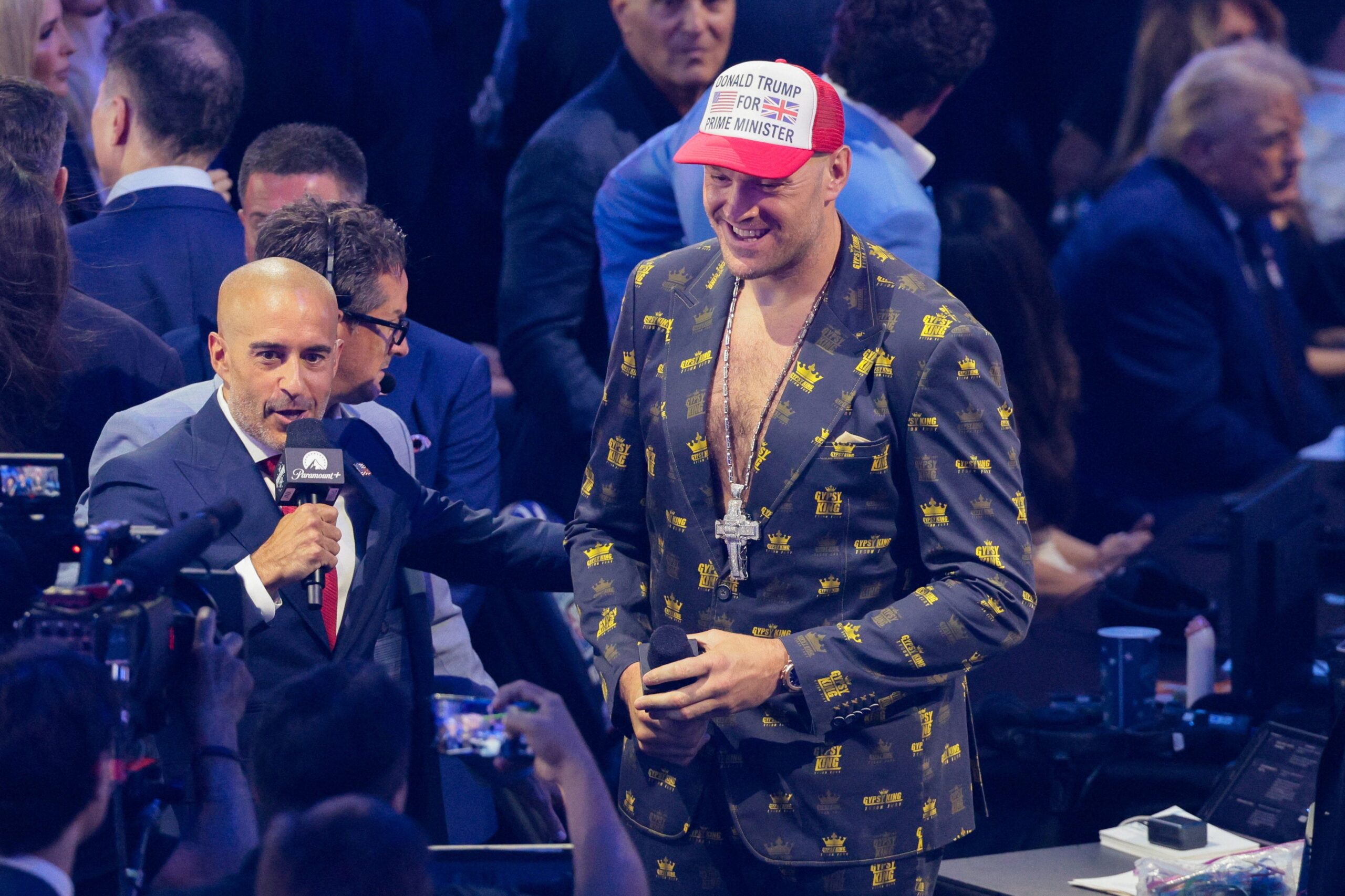Tyson Fury shows up at White House UFC fight in ‘Donald Trump for Prime Minister’ cap