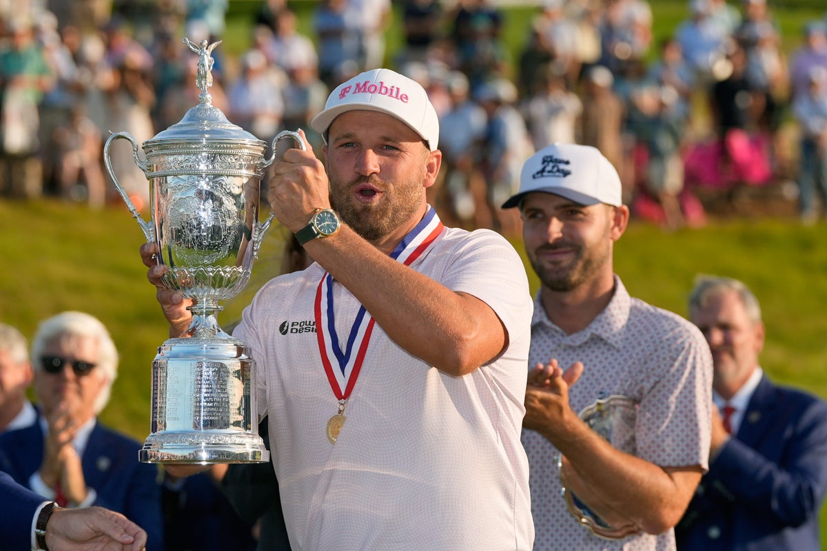 Wyndham Clark survives final-round scare to win US Open at Shinnecock Hills