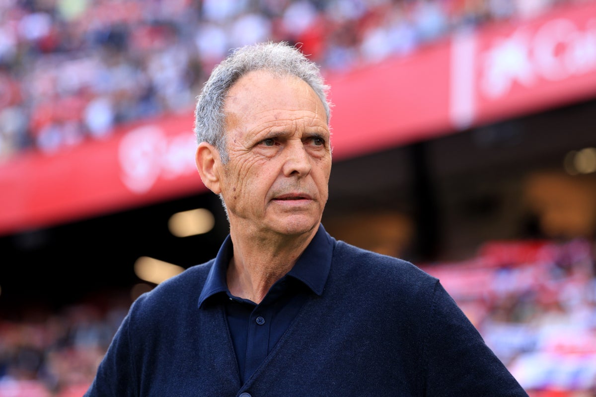 Legendary former Sevilla manager diagnosed with colon cancer