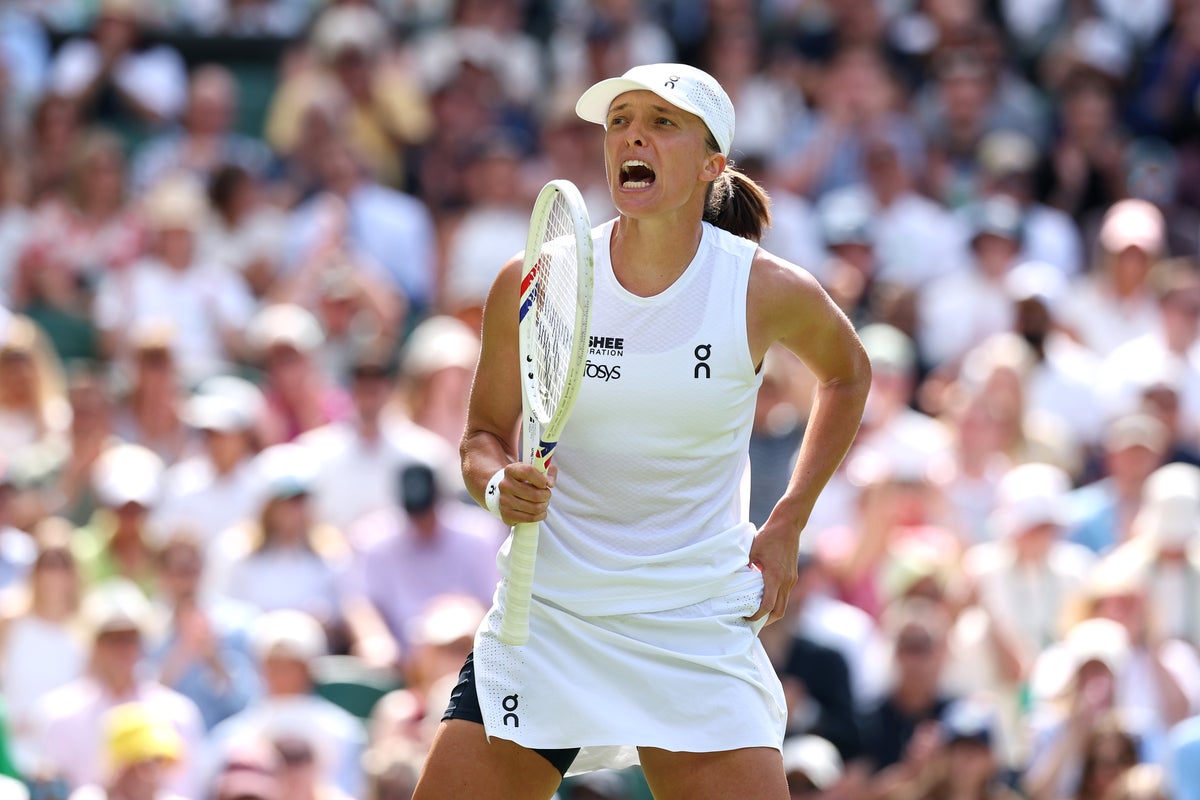 Iga Swiatek survives almighty Taylor Townsend scare in unconvincing start to title defence
