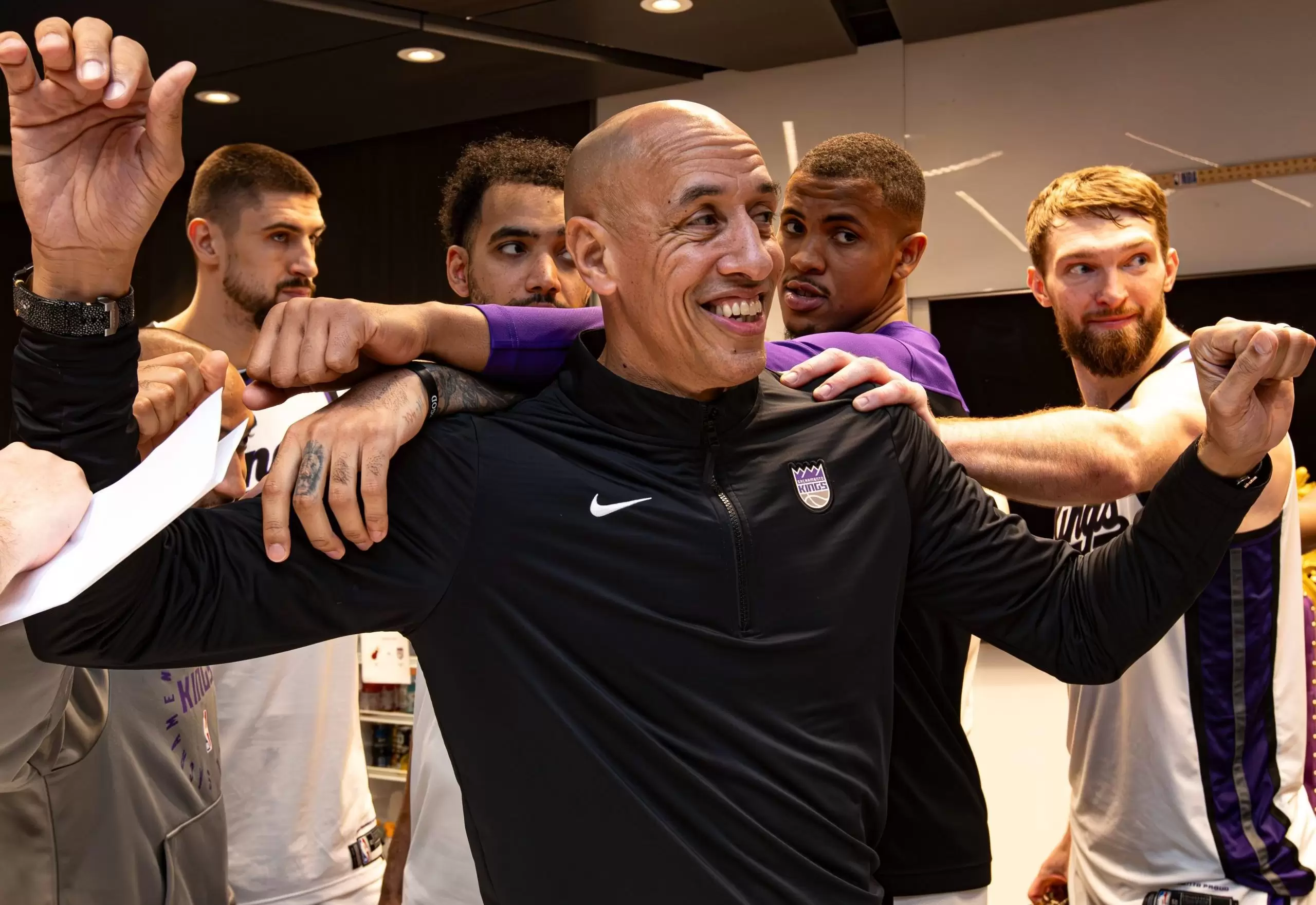 Kings explore changes amid cap pressure