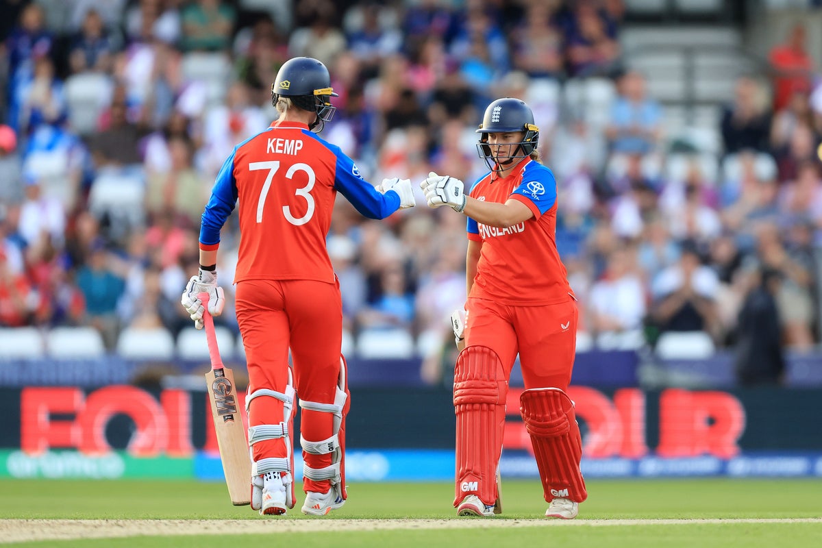 Sophia Dunkley hails Freya Kemp and Dani Gibson after England beat Scotland