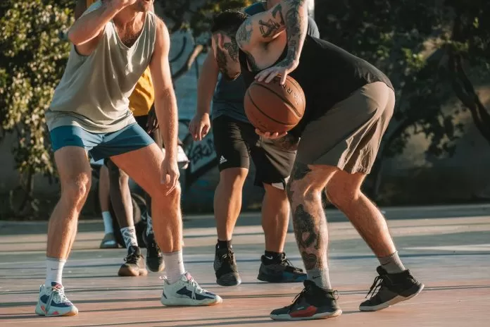 How Dehydration Affects Stamina, Focus, and Performance in Basketball