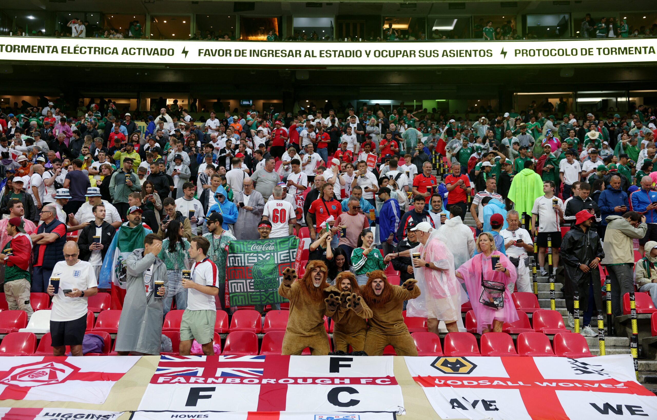 Mexico v England World Cup game delayed after thunderstorm warning