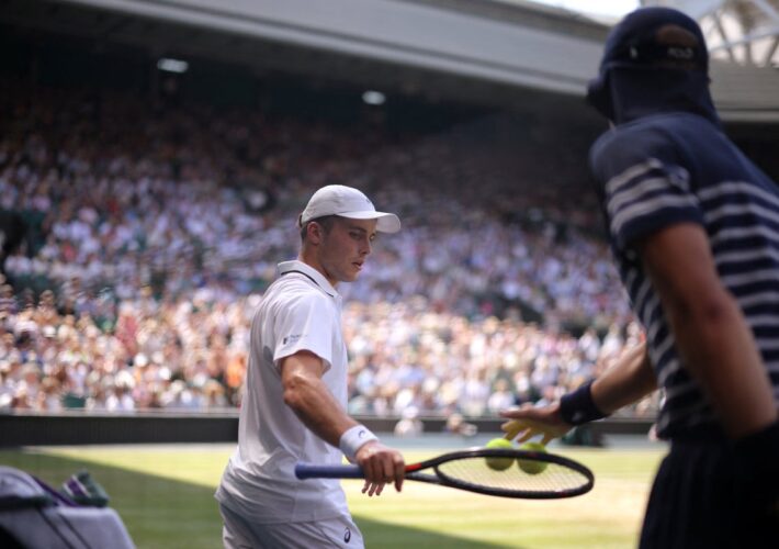 Wimbledon umpire tells off crowd as champagne corks disrupt Arthur Fery and Flavio Cobolli