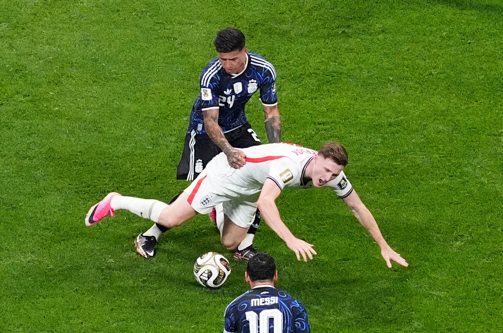 Pundits react to Argentina ‘wind-up’ tactics against England: ‘Smack them back’