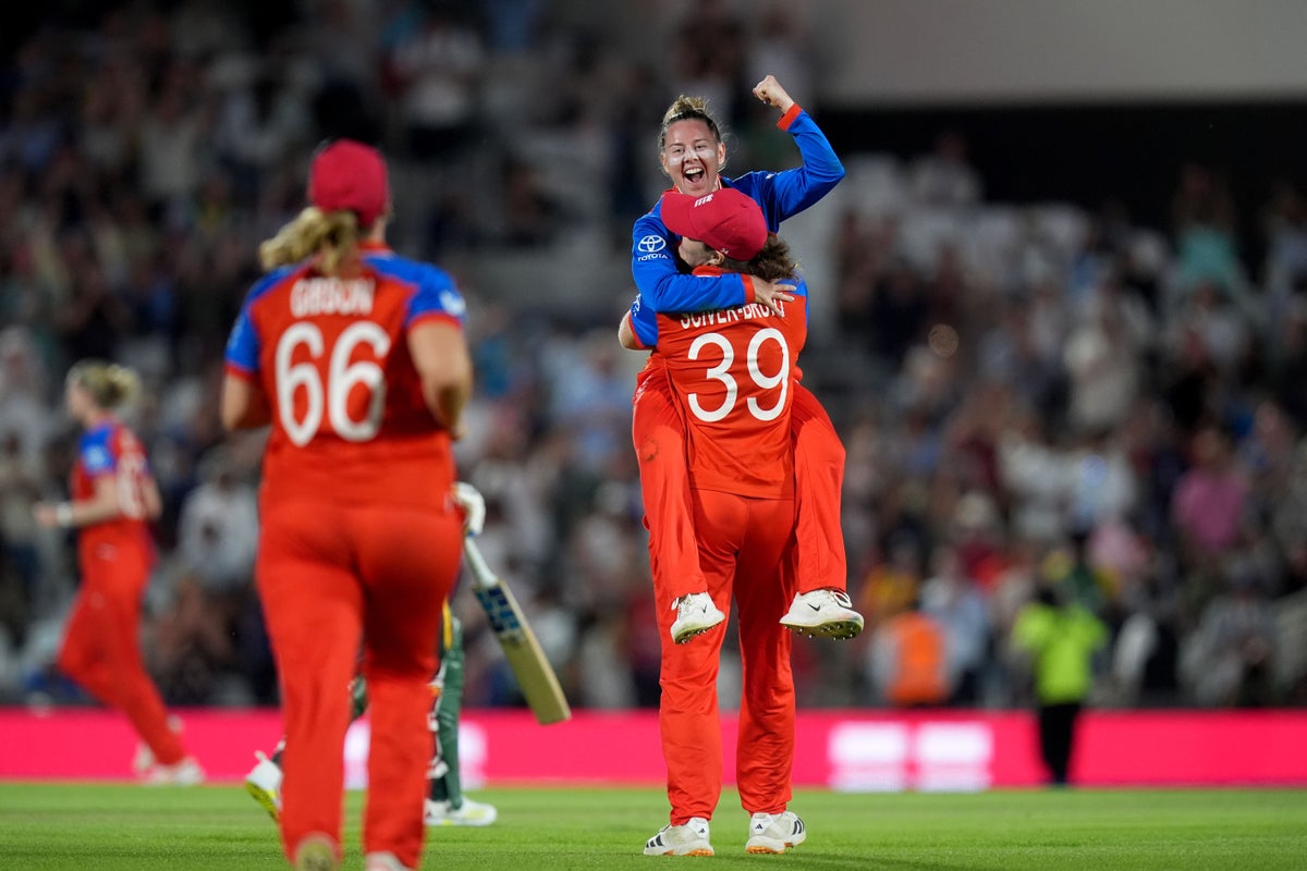 Nat Sciver-Brunt stars as England reach T20 World Cup final with South Africa win