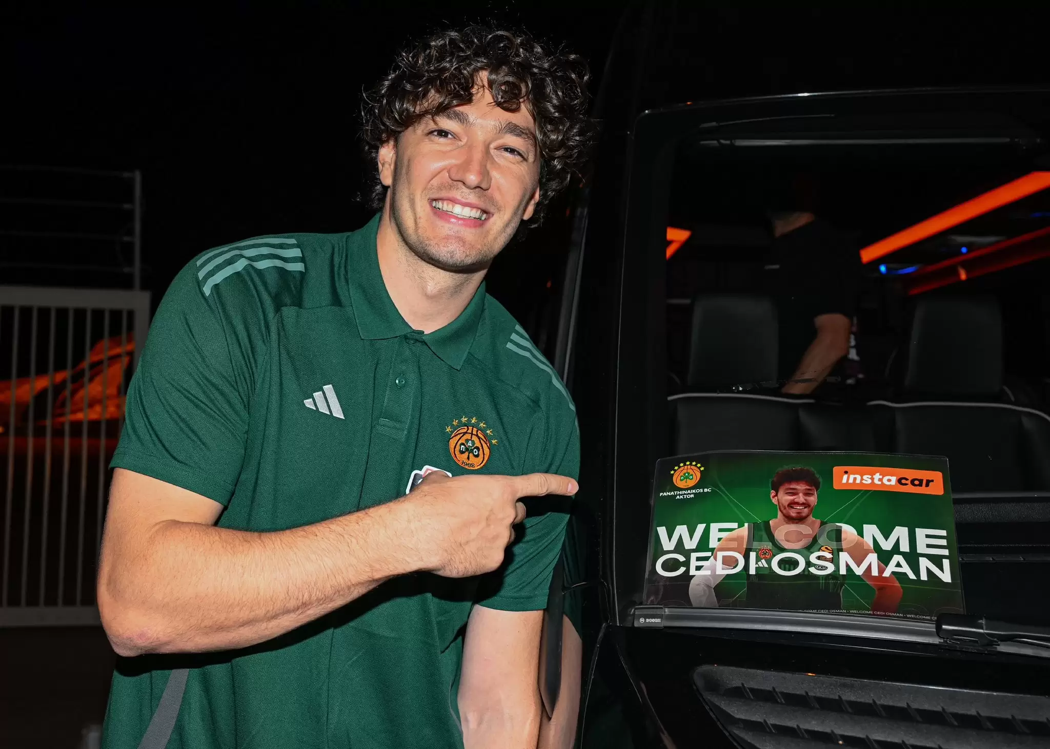Cedi Osman bids farewell to Panathinaikos supporters