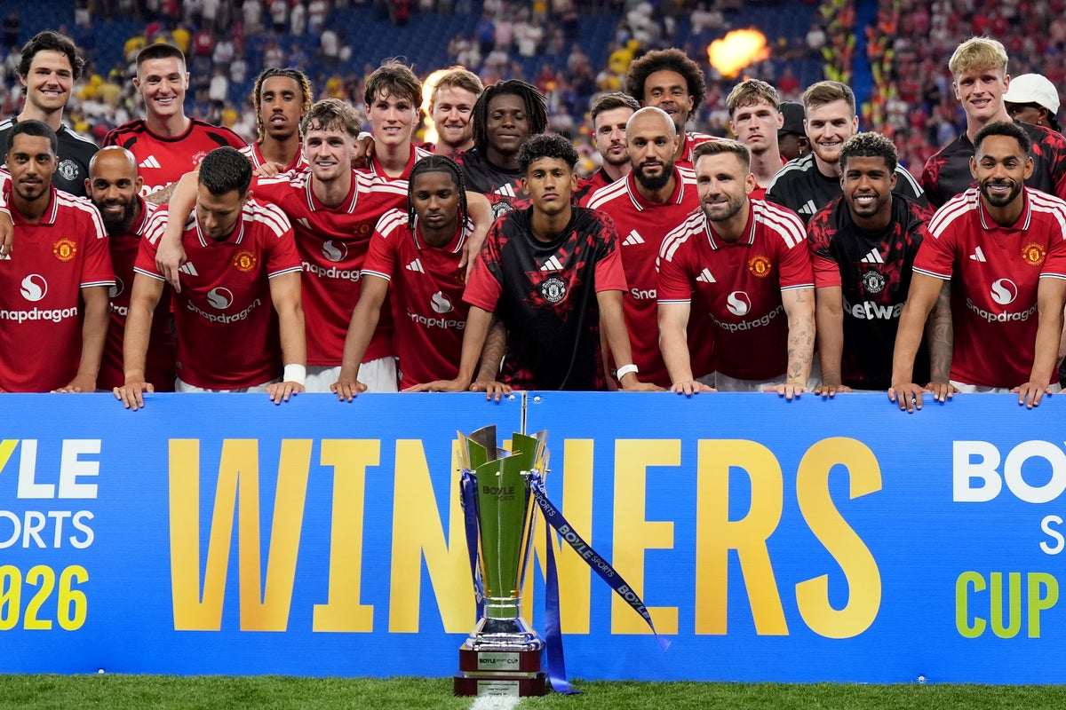 Manchester United beat Leeds on penalties after pre-season draw at Croke Park