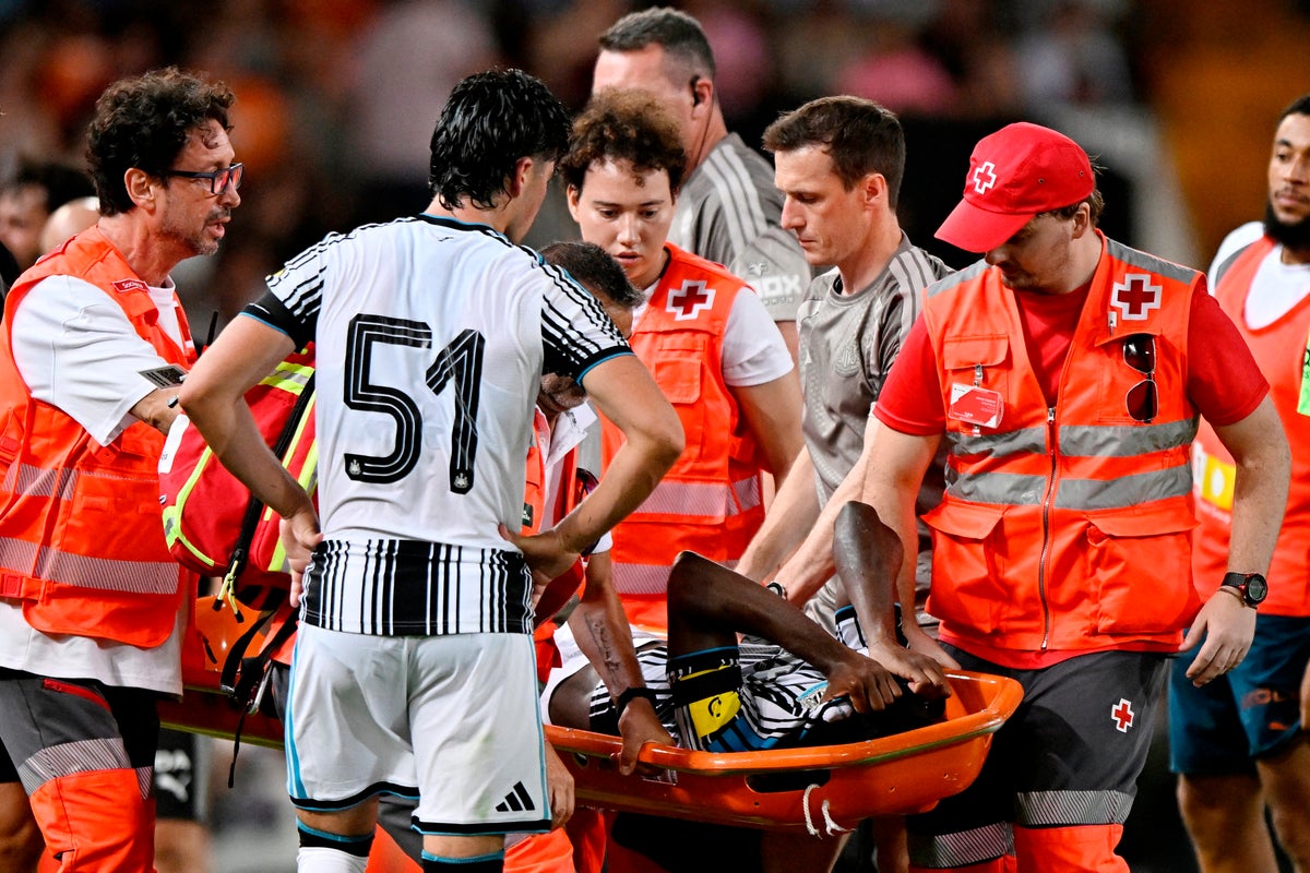 Matthias Jaissle plays down Anthony Elanga fears after being stretched off in Newcastle friendly