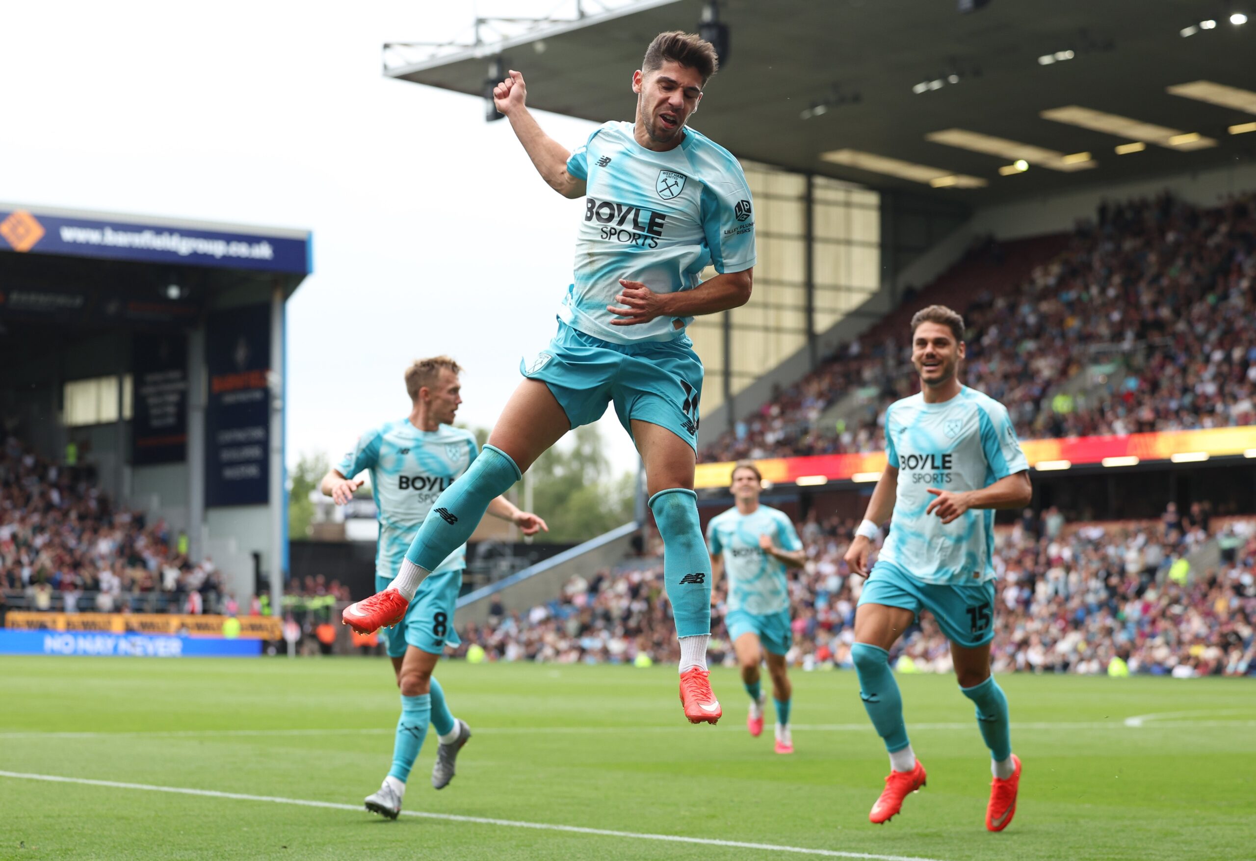 West Ham urge fans not to sing ‘anti-Palestine’ Manor Solomon chant