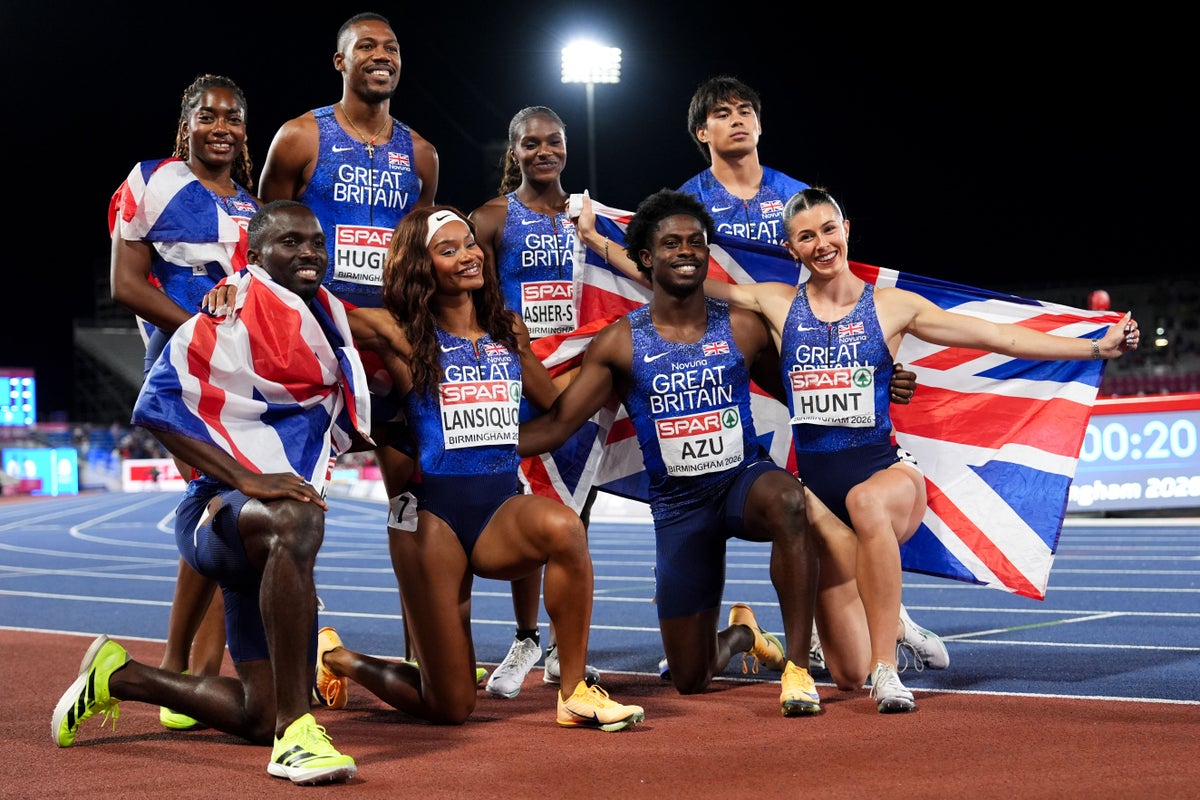 Amy Hunt hails relay ‘superwomen’ after third European gold medal