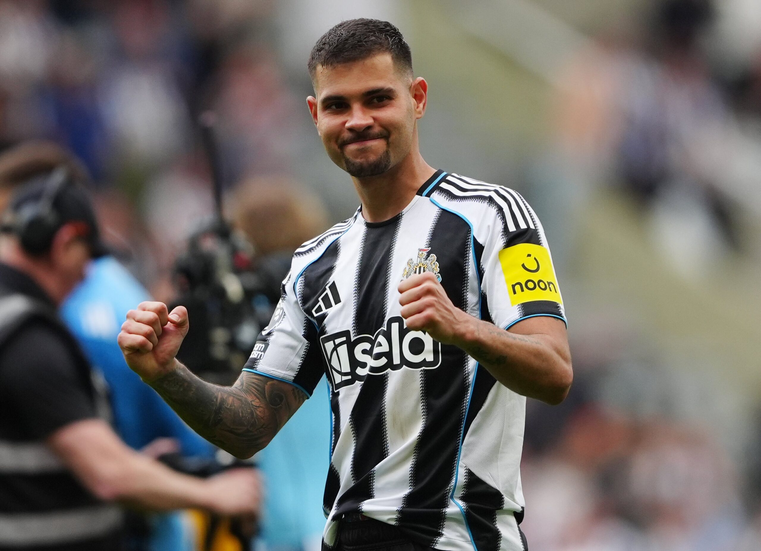 Transfer news LIVE: Man United eye shock move for Lewis-Skelly after Arsenal’s Vinicius Jr breakthrough