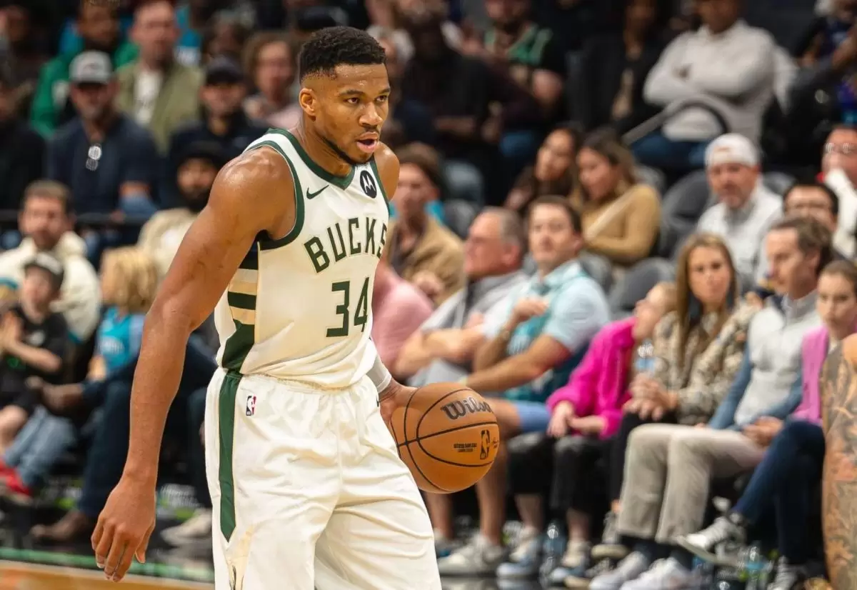 Kevin Durant says Giannis could be the best player ever